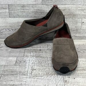 Eddie Bauer‎ Brown Suede Slip-on Shoes 6037-762 Women Size 8.5